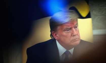 Trump anuncia 'grande ação' após ameaçar fechar redes sociais