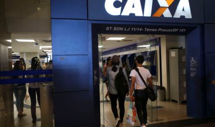 Caixa diz que manterá agências abertas em SP mesmo com feriado no município