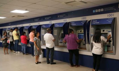 caixa eletrônico nas agências Caixa