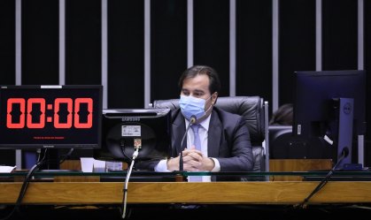 O presidente da Câmara dos Deputados, Rodrigo Maia, durante sessão legislativa 