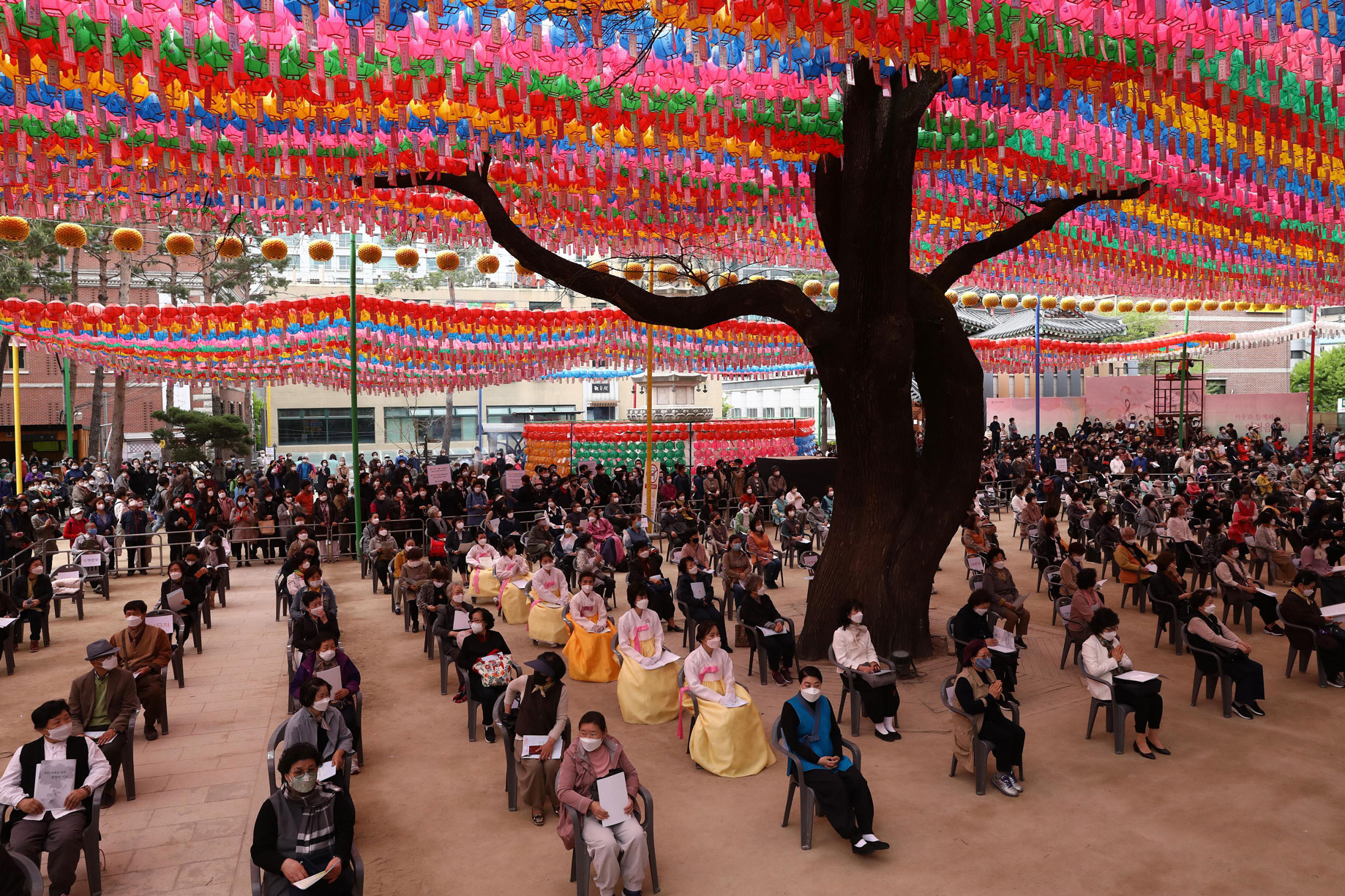 Budistas se reúnem em templo em Seul, na Coreia do Sul