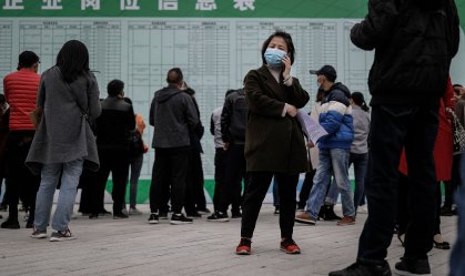 China já pode ter 80 milhões sem trabalho; especialista vê risco de distúrbios