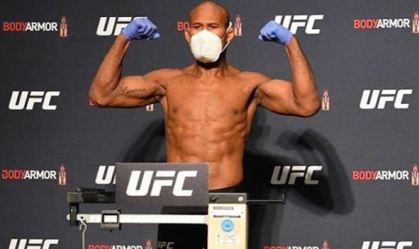 Ronaldo Jacaré testa positivo para Covid-19 e tem luta cancelada no UFC 249