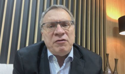 Ex-ministro da Justiça diz que sigilo sobre reunião deve cair e critica Moro