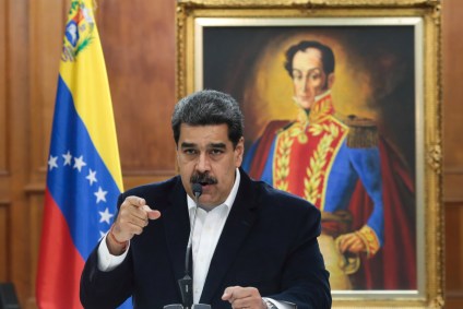 Nicolás Maduro fala em evento no palácio do governo, em Caracas