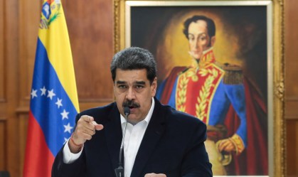 Assessores da oposição na Venezuela renunciam após fracasso em depor Maduro