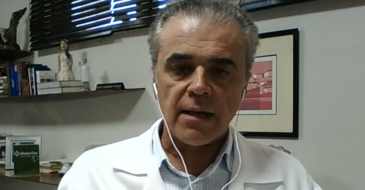 O presidente da Rede Mater Dei de Saúde, Henrique Salvador, fala à CNN