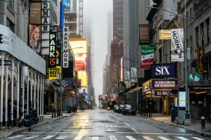 Coronavírus, Nova York, Broadway