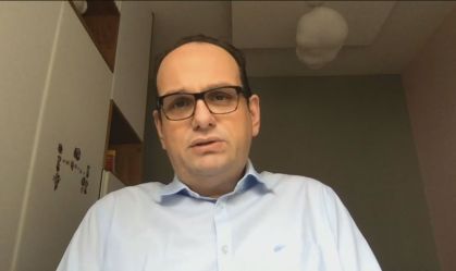 Há elementos que comprovam interferência de Bolsonaro na PF, diz advogado
