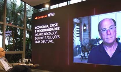 Precisamos de equilíbrio entre compaixão e pragmatismo, diz CEO da BlackRock