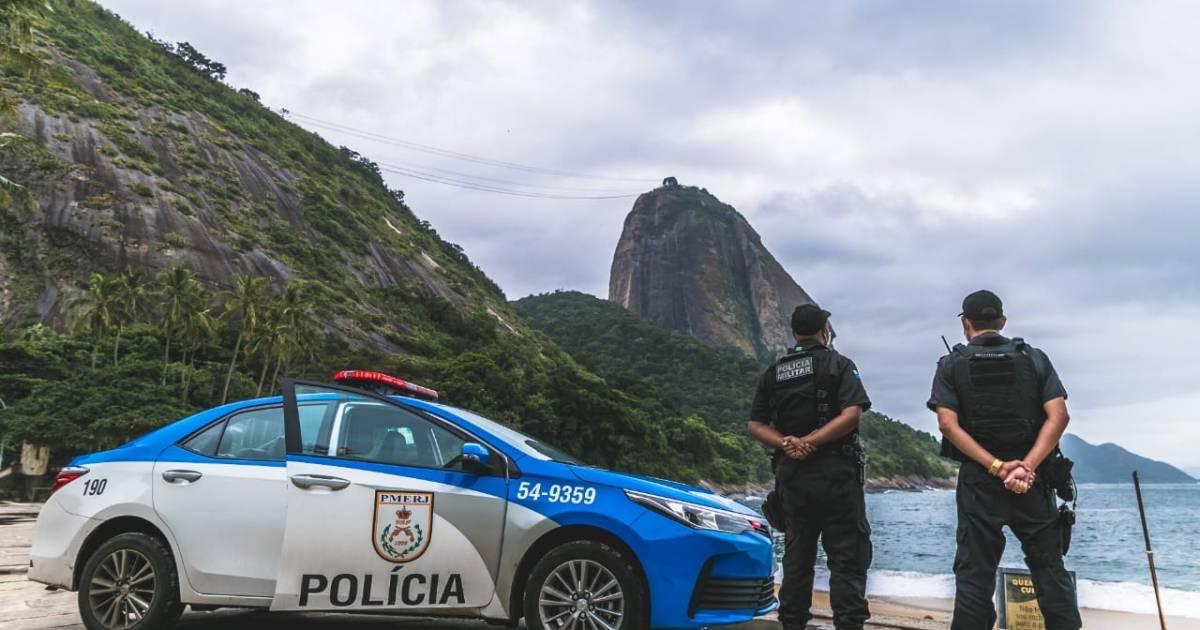 Homem morre atropelado durante perseguição da PM contra suspeito no RJ