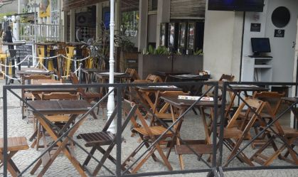 Vendas de bares e restaurantes caem 4% em setembro, aponta levantamento