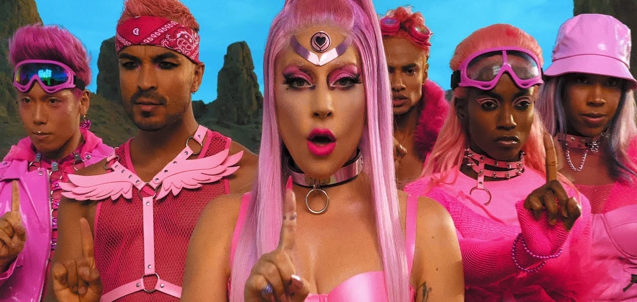 Lady Gaga lançou clipe filmado com iPhone