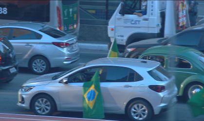 Manifestantes ocupam Avenida Paulista em apoio a Jair Bolsonaro