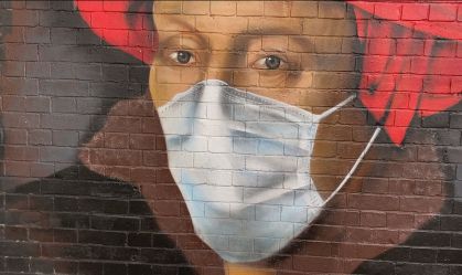 Luta de profissionais de saúde na pandemia inspira artistas de rua na Inglaterra