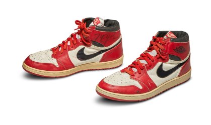Primeiro tênis de Michael Jordan é vendido por mais de R$ 3 milhões em leilão
