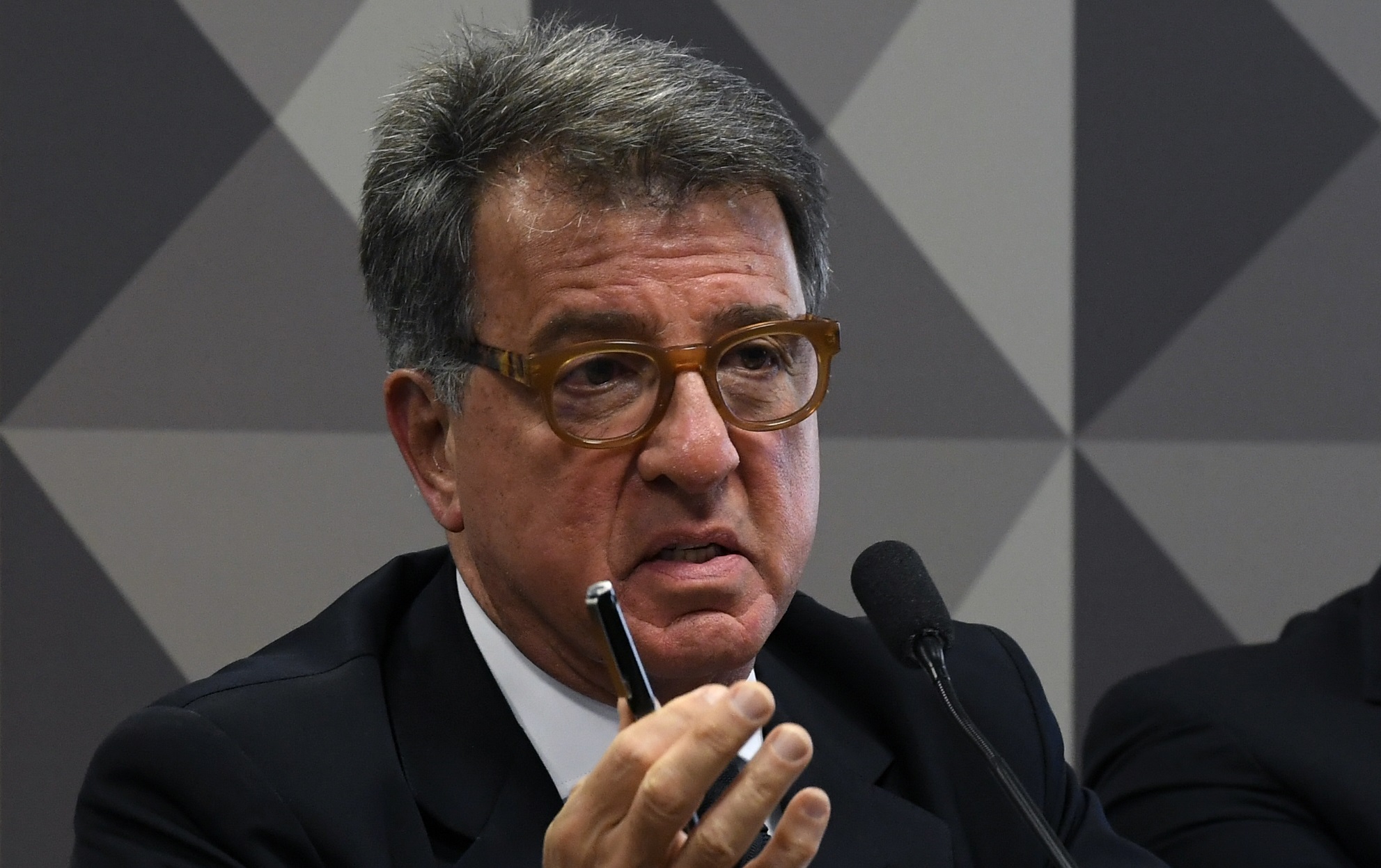 Paulo Marinho durante a CPMI das Fake News no Senado Federal