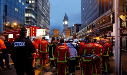 Incêndio faz polícia de Paris isolar estação Gare de Lyon