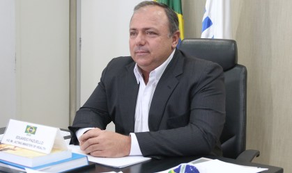 Exército vai cumprir decisão sobre divulgação de processo de Pazuello, diz ministro da CGU à CNN