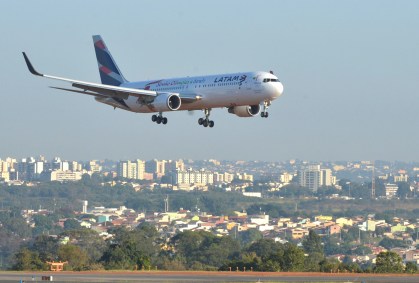 Latam amplia voos em 16% a partir de outubro