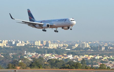 avião latam