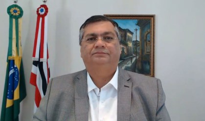 Flávio Dino: Bolsonaro insiste na cloroquina por não querer enfrentar a Covid-19