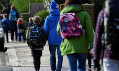 Mais adolescentes estão relatando problemas de saúde mental na Europa, diz OMS