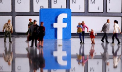 Zuckerberg diz que Facebook adotará trabalho remoto permanente