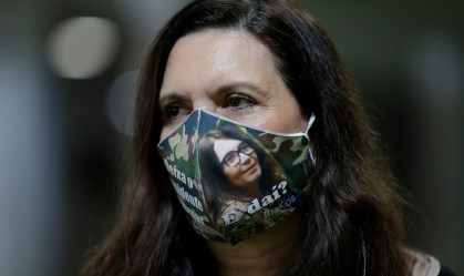 Saída de vice-líder do governo na Câmara enfraquece ala radical