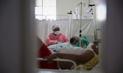 Risco de morrer por Covid-19 é maior em cidades pobres