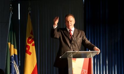 Renato Casagrande, governador do Espírito Santo, é diagnosticado com Covid-19