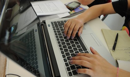 Um em cada quatro brasileiros não acessa a internet, mostra pesquisa