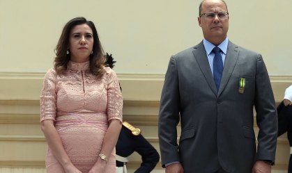 Justiça bloqueia R$ 334,5 milhões de empresa que contratou esposa de Witzel