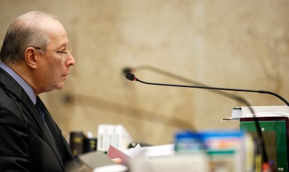 Celso de Mello envia ao plenário do STF a ação sobre o foro de Flávio Bolsonaro
