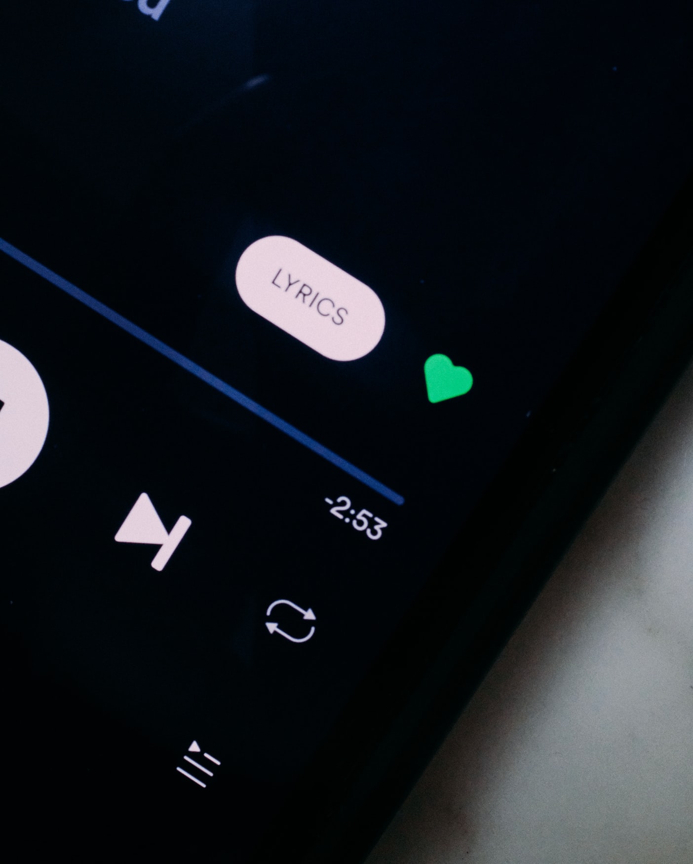 As empresas de streaming dizem que estão fazendo o possível para ajudar os artis