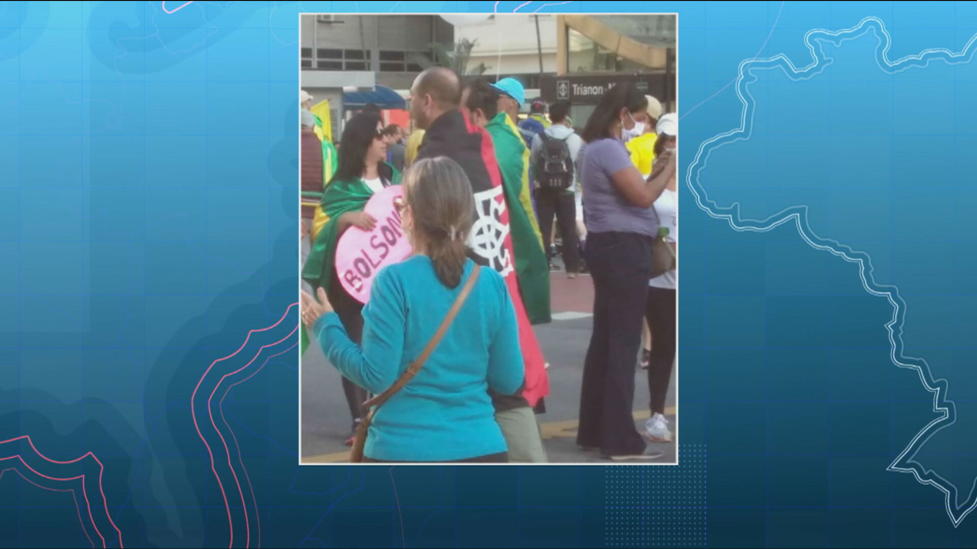 Bandeira ucraniana usada em manifestação na Avenida Paulista