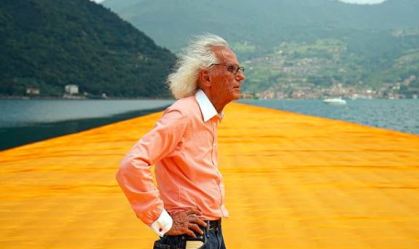 Artista plástico Christo, conhecido por sua arte monumental, morre aos 84 anos