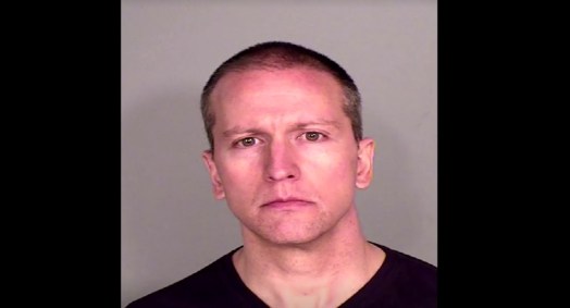 Derek Chauvin é acusado de matar George Floyd durante uma abordagem policial