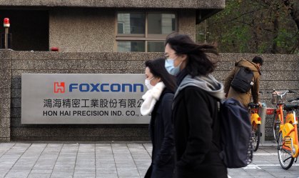 Foxconn espera que produção de iPhones volte ao normal em março