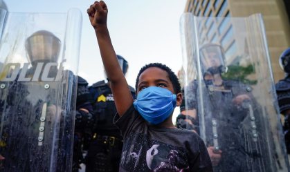 Caso George Floyd: 7º dia de protestos tem tumulto perto da Casa Branca