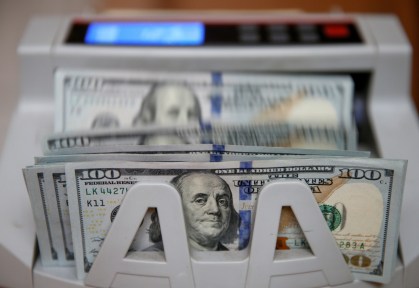 dólar