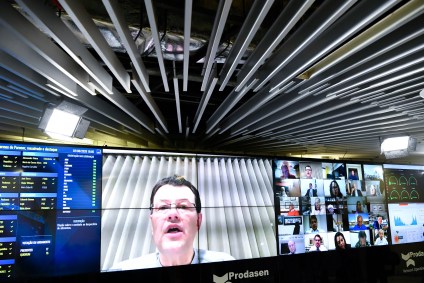 O senador Eduardo Braga em pronunciamento durante sessão deliberativa do Senado