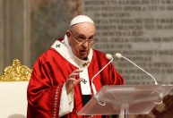 Vaticano: Papa Francisco soube “com pesar” sobre abusos do clero francês