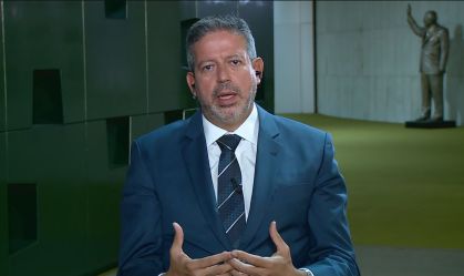 Líder do PP diz que aproximação do Centrão com Bolsonaro visa 'estabilidade'