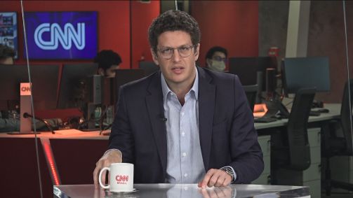 O ministro do Meio Ambiente, Ricardo Salles, fala à CNN