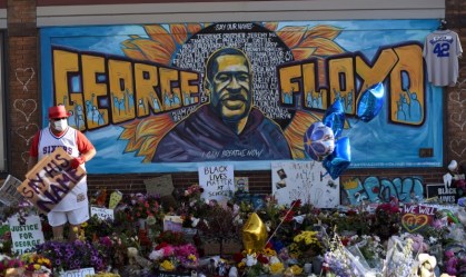 Discursos contra racismo e violência policial marcam funeral de George Floyd
