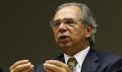 Em briga com Congresso, Governo quer mudar regra de benefício a pessoas pobres