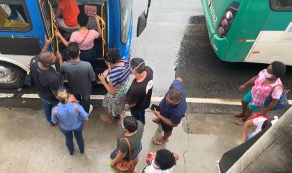 São Paulo aumenta frota de ônibus para cumprir medidas de distanciamento