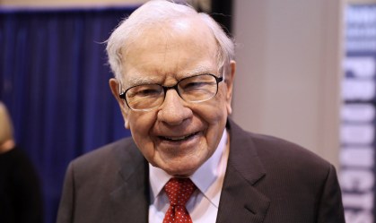 85% da economia dos EUA está 'em ritmo acelerado', diz Warren Buffett