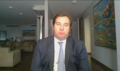 Maia acredita que auxílio de R$ 600 por mais dois meses será aprovado